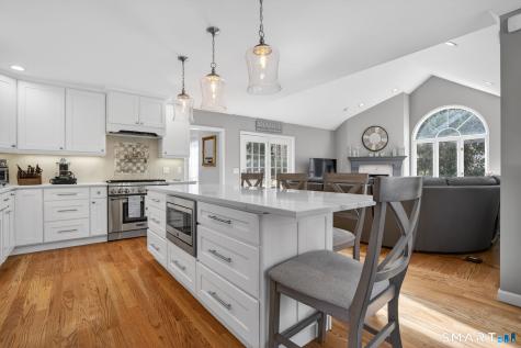 2 Davis Road Woodbridge CT 06525