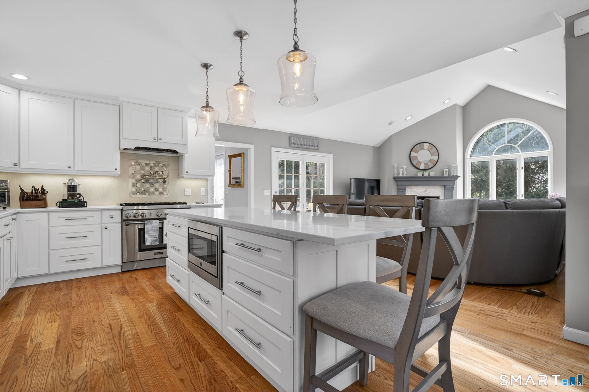2 Davis Road Woodbridge CT 06525