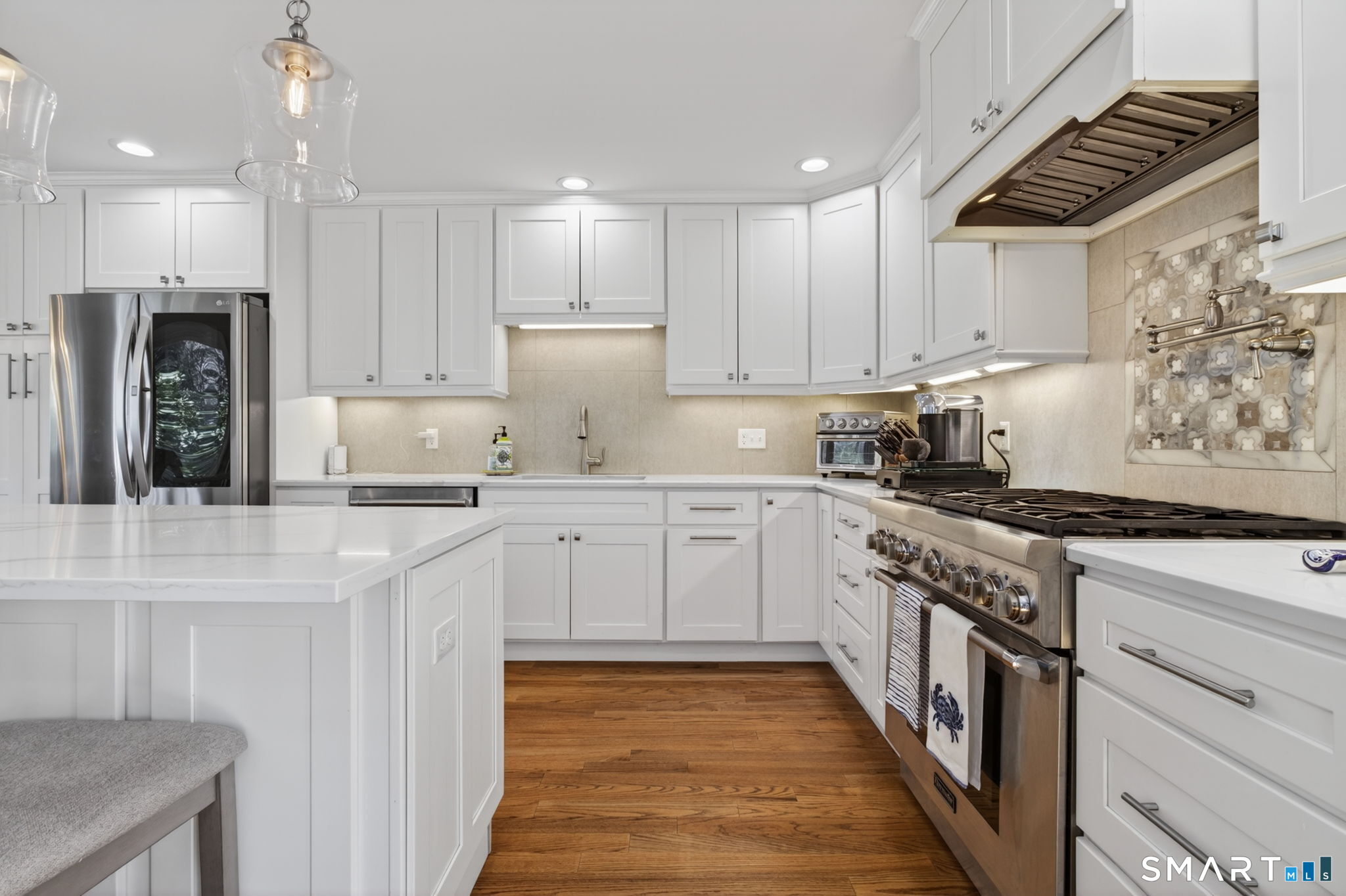 2 Davis Road Woodbridge CT 06525