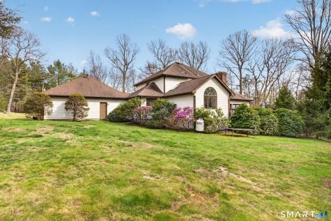 2 Davis Road Woodbridge CT 06525