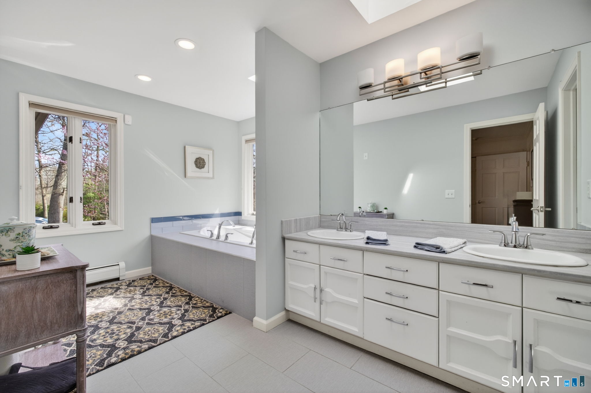 2 Davis Road Woodbridge CT 06525