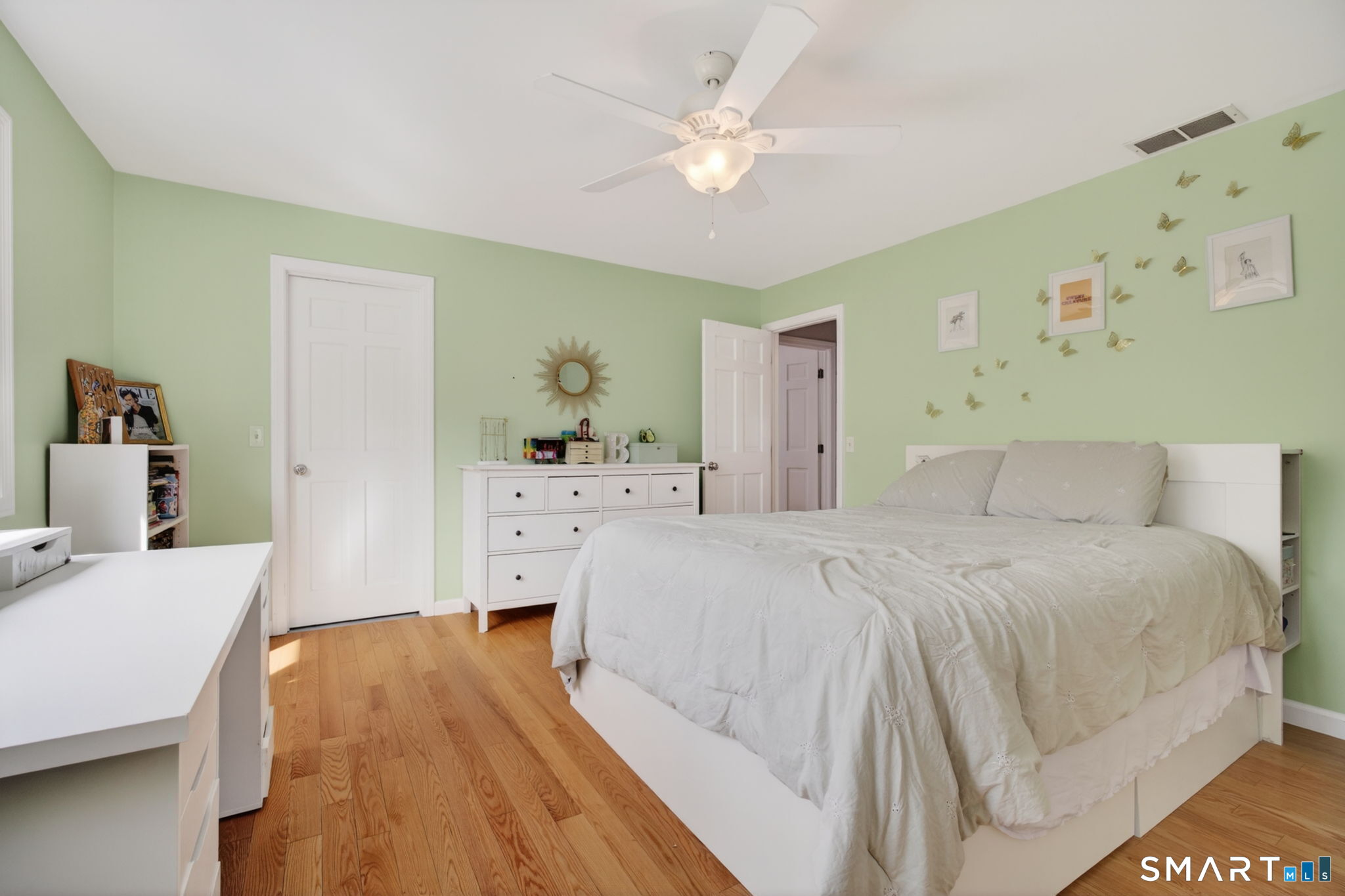 2 Davis Road Woodbridge CT 06525