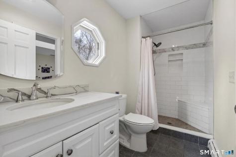 2 Davis Road Woodbridge CT 06525