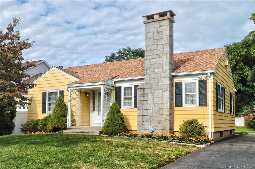 2 Bartlett Road East Haven CT 06512
