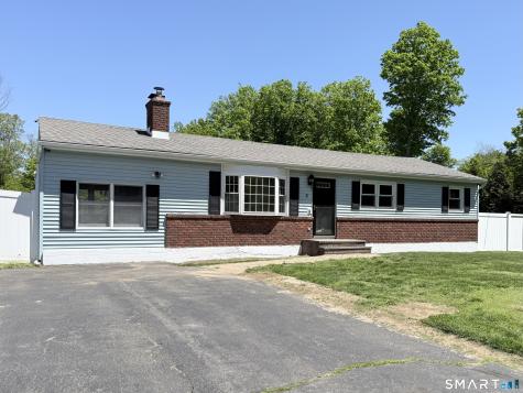 8 Tracy Terrace Seymour CT 06483