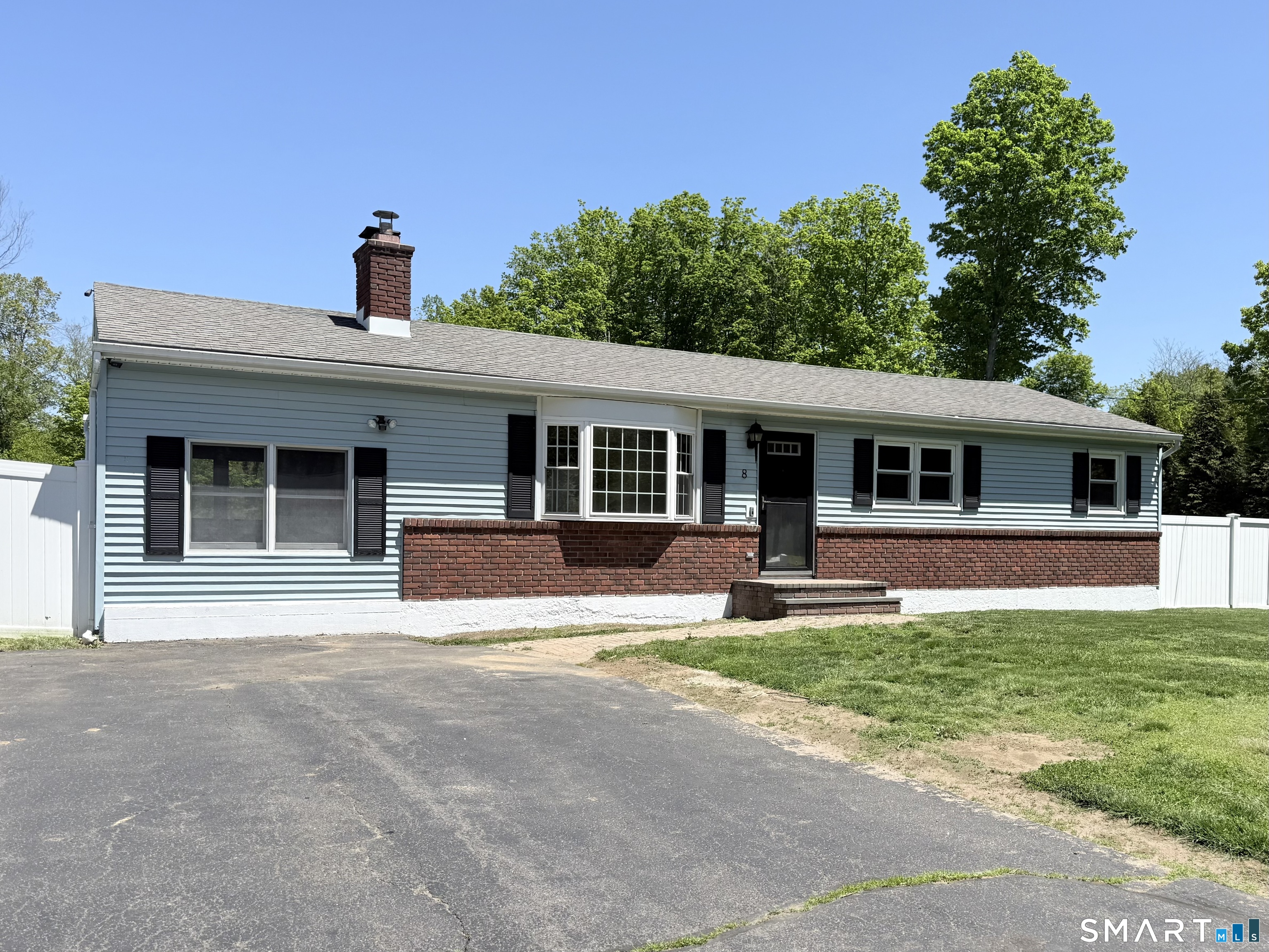 8 Tracy Terrace Seymour CT 06483