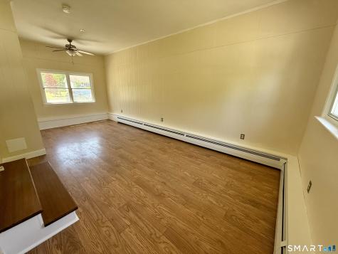 8 Tracy Terrace Seymour CT 06483