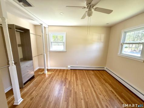 8 Tracy Terrace Seymour CT 06483