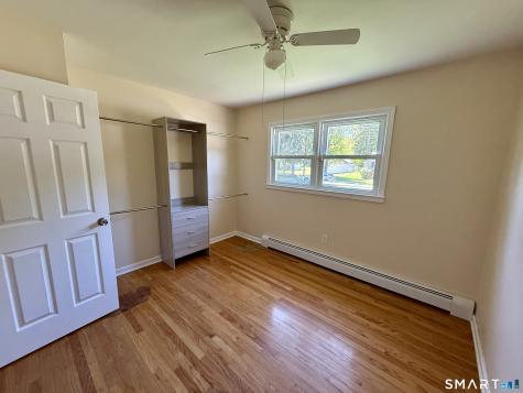 8 Tracy Terrace Seymour CT 06483