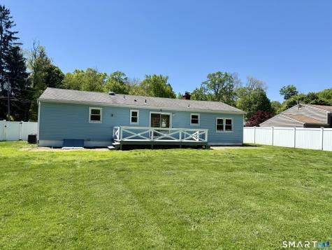 8 Tracy Terrace Seymour CT 06483