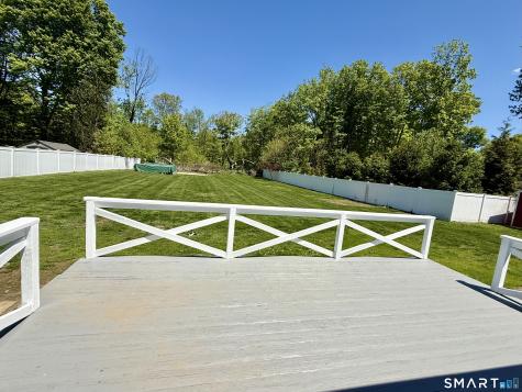 8 Tracy Terrace Seymour CT 06483