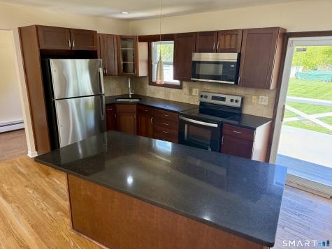 8 Tracy Terrace Seymour CT 06483