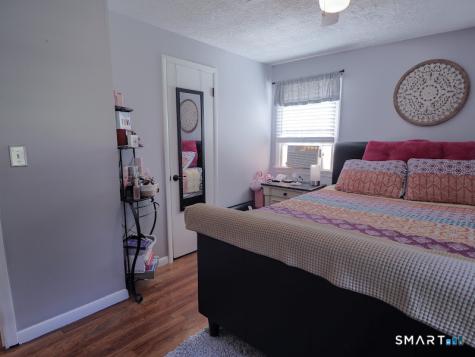 96 Whitlock Avenue Southington CT 06479