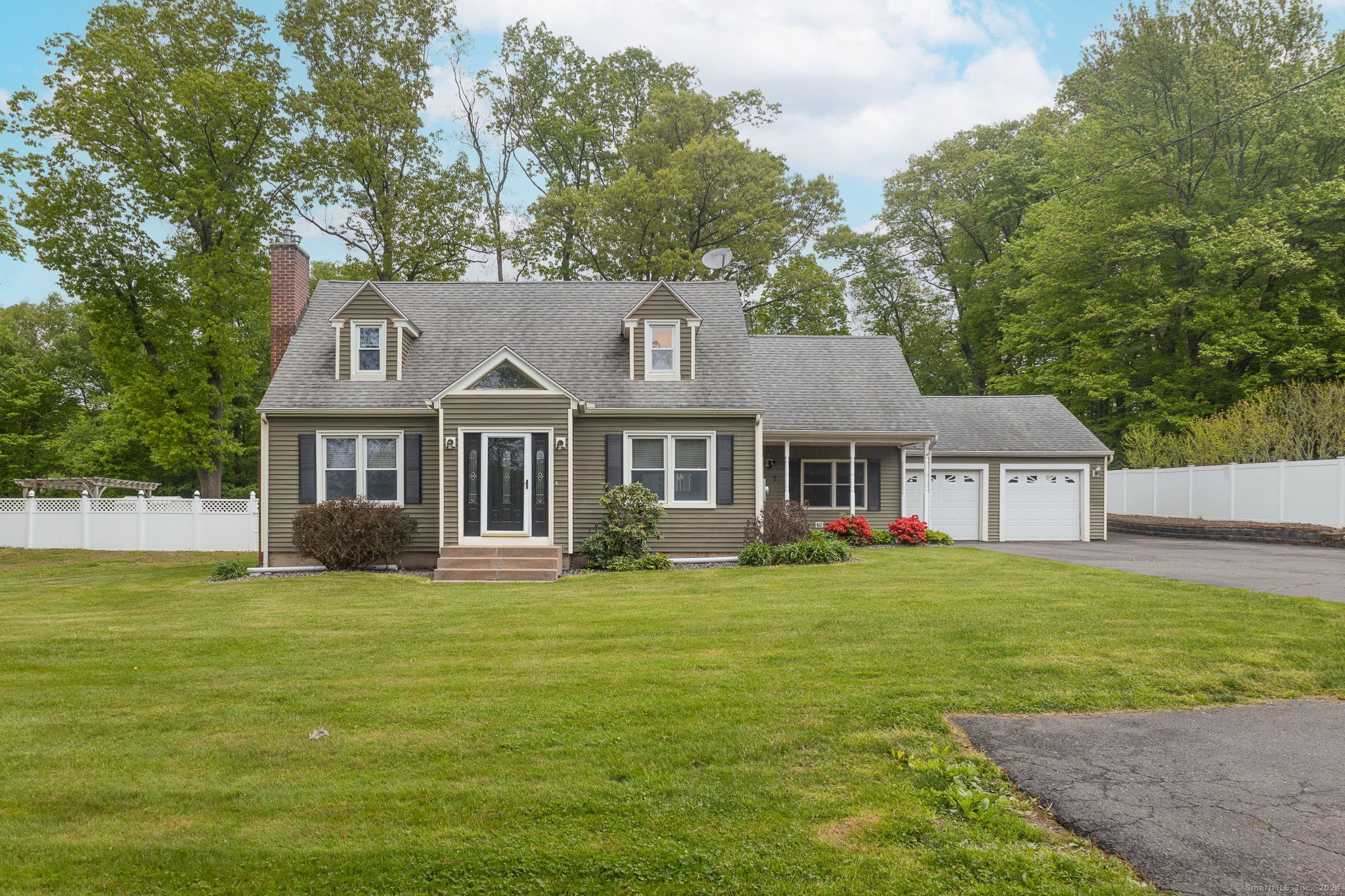 256 Mountain Road Ellington CT 06029