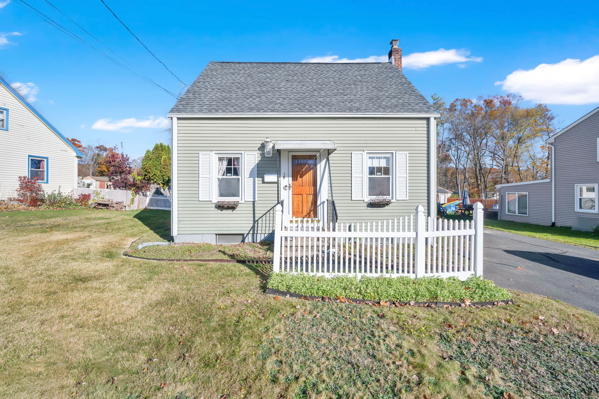 15 Pearl Street Windsor Locks CT 06096