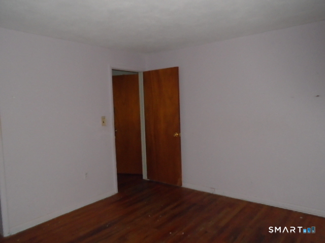 7 Knollwood Circle Simsbury CT 06070
