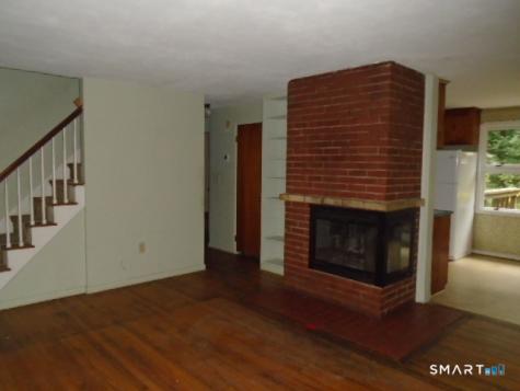 7 Knollwood Circle Simsbury CT 06070
