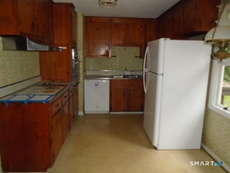 7 Knollwood Circle Simsbury CT 06070