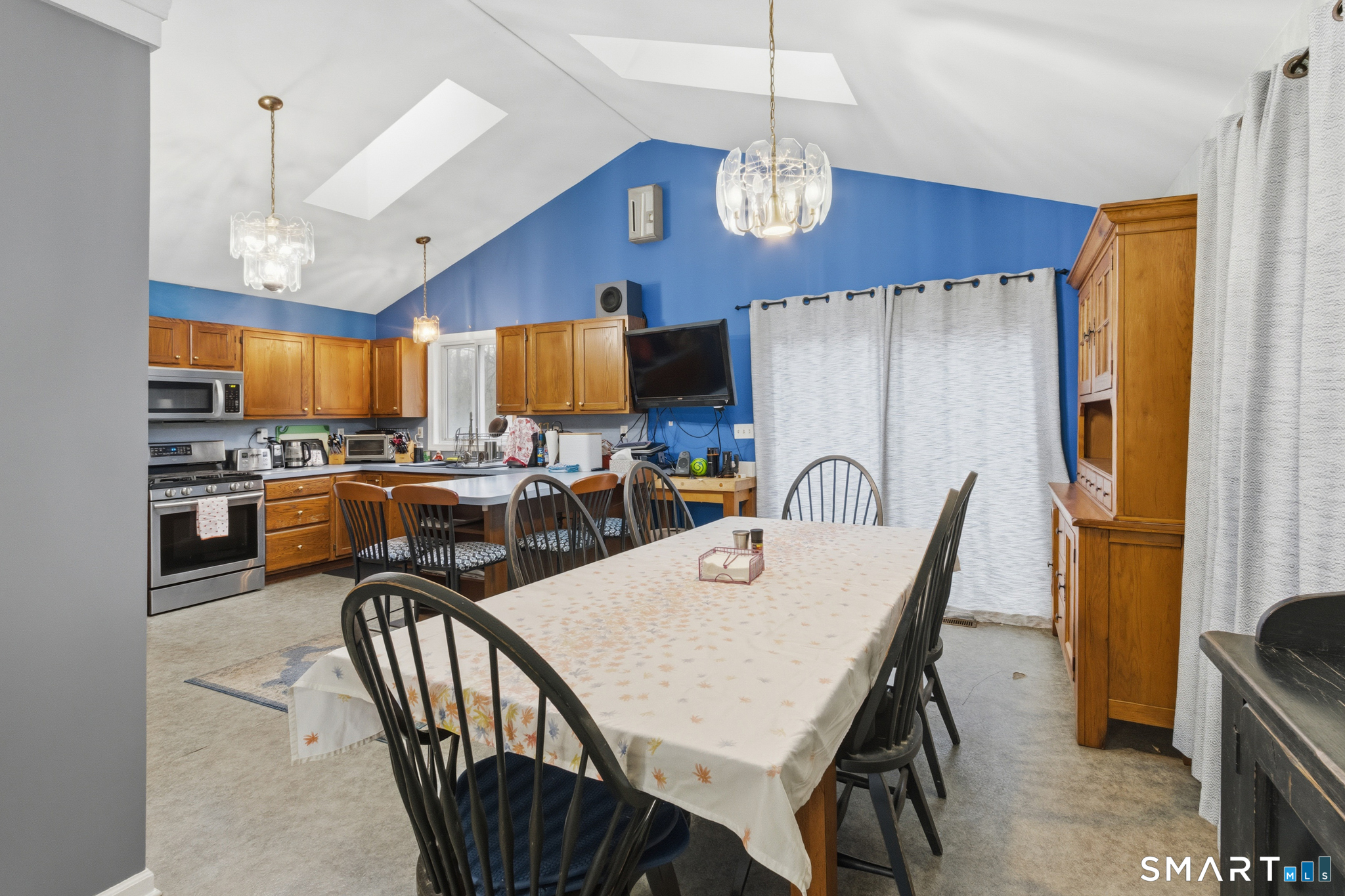 29 Ancient Highway Oxford CT 06478