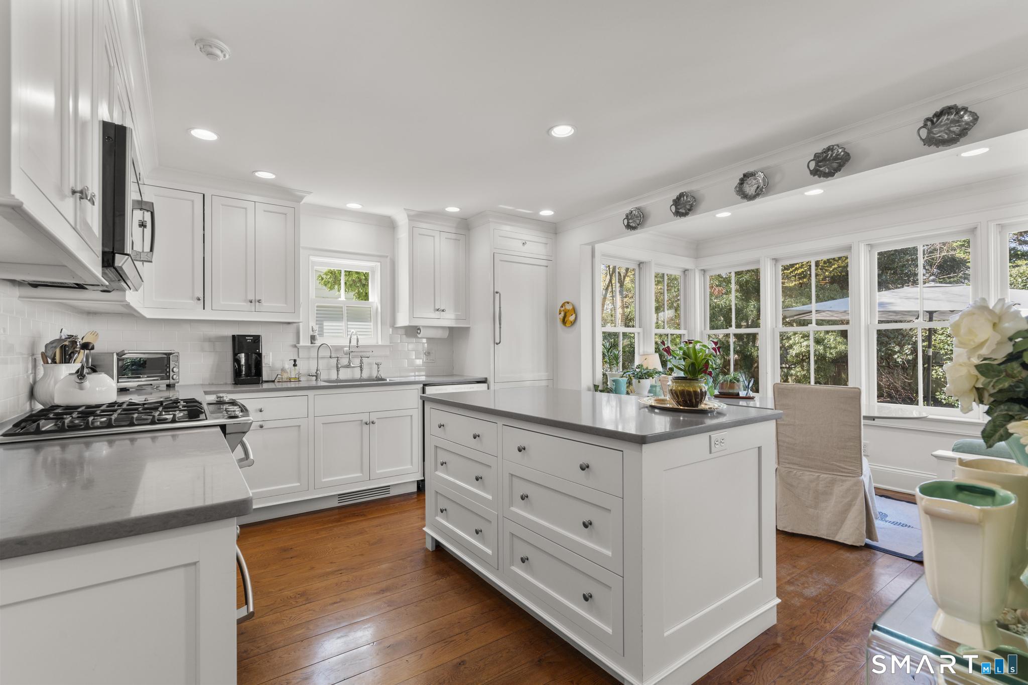494 Pequot Court Fairfield CT 06890