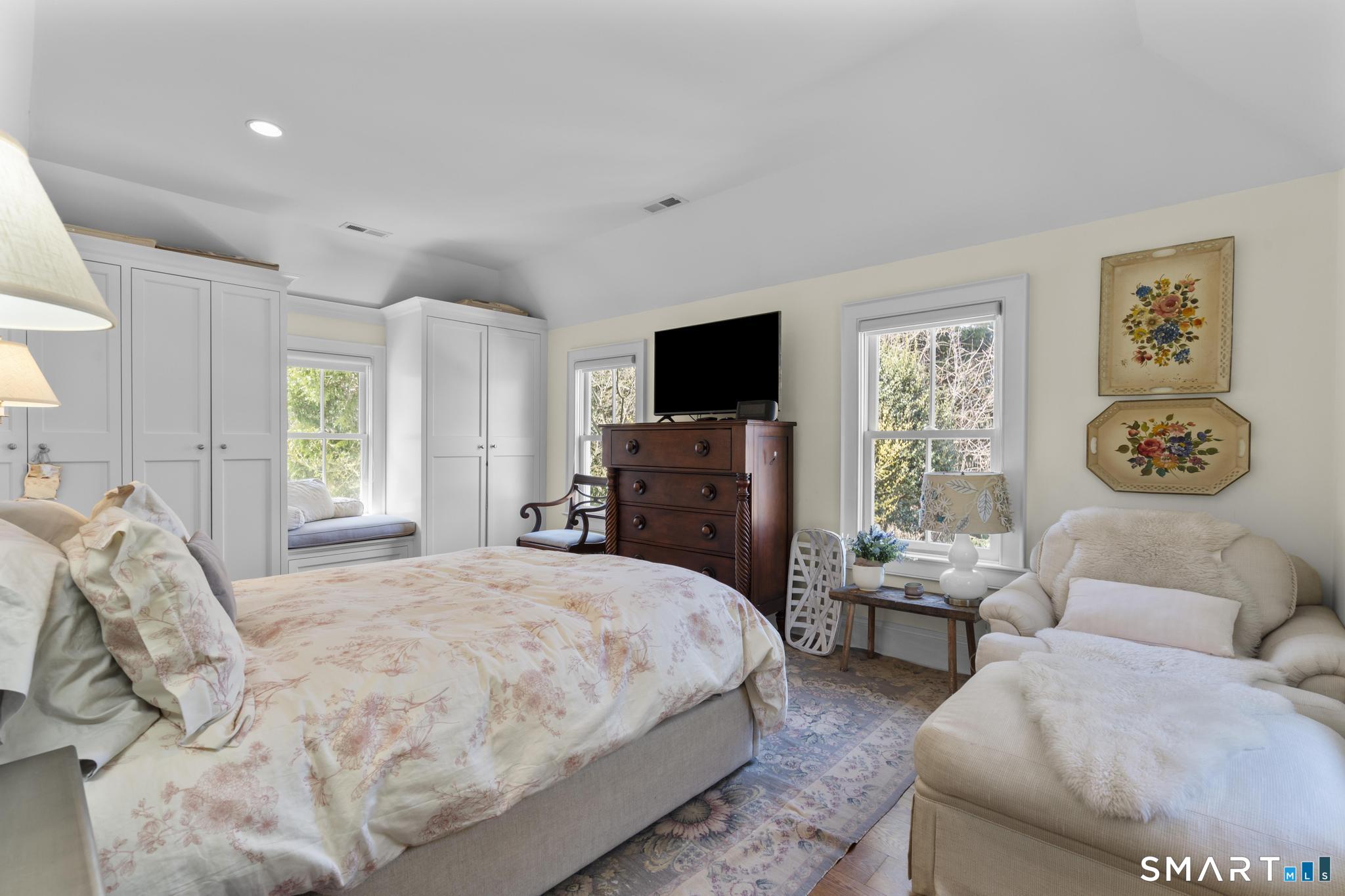 494 Pequot Court Fairfield CT 06890
