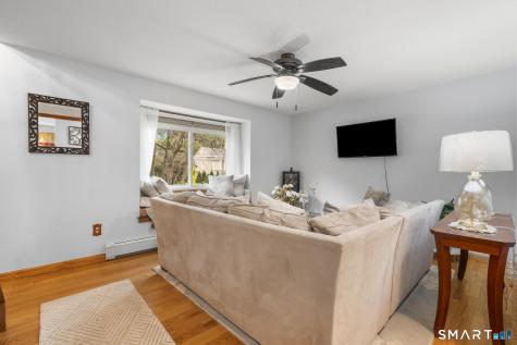 172 Andrew Avenue Naugatuck CT 06770