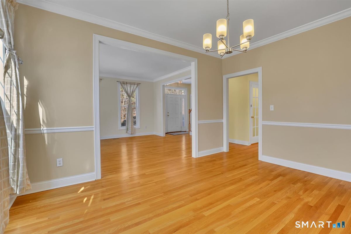 25 Fenwick Drive Avon CT 06001