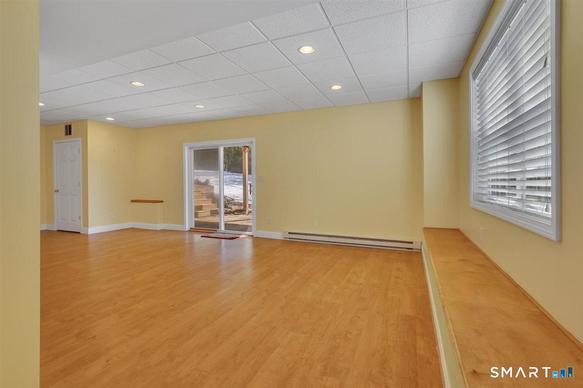25 Fenwick Drive Avon CT 06001