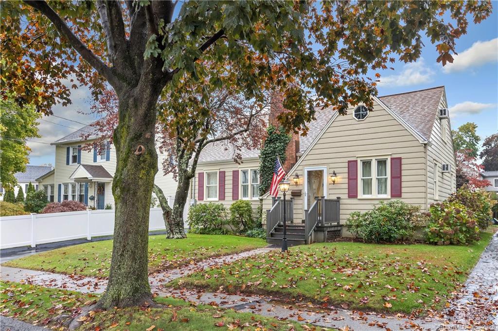 65 Queens Avenue Stratford CT 06614