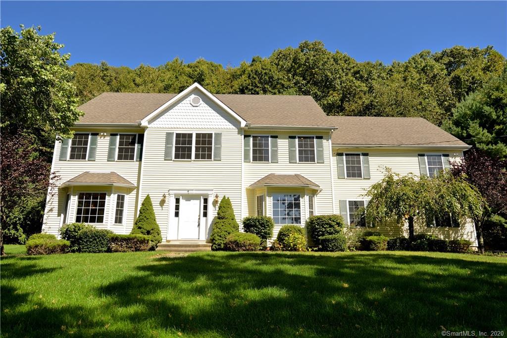 77 Beacon Hill Terrace Shelton CT 06484