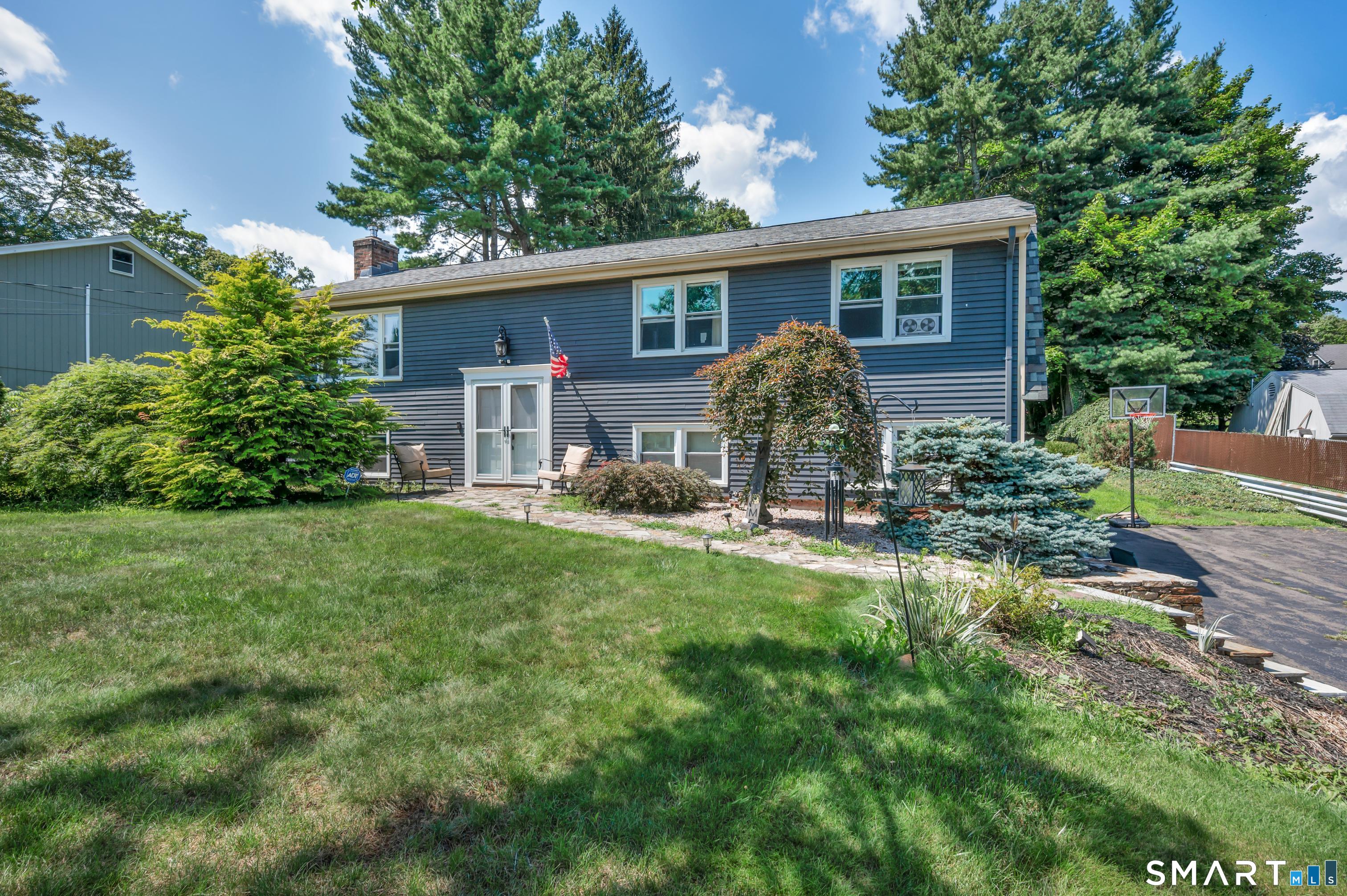 25 Spruce Street Meriden CT 06451
