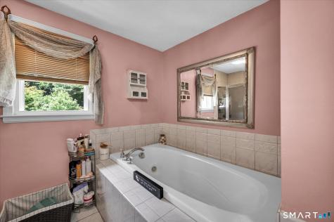 25 Spruce Street Meriden CT 06451