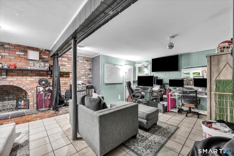 25 Spruce Street Meriden CT 06451
