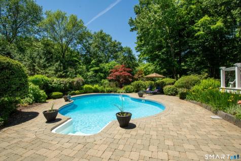185 Center Road Easton CT 06612