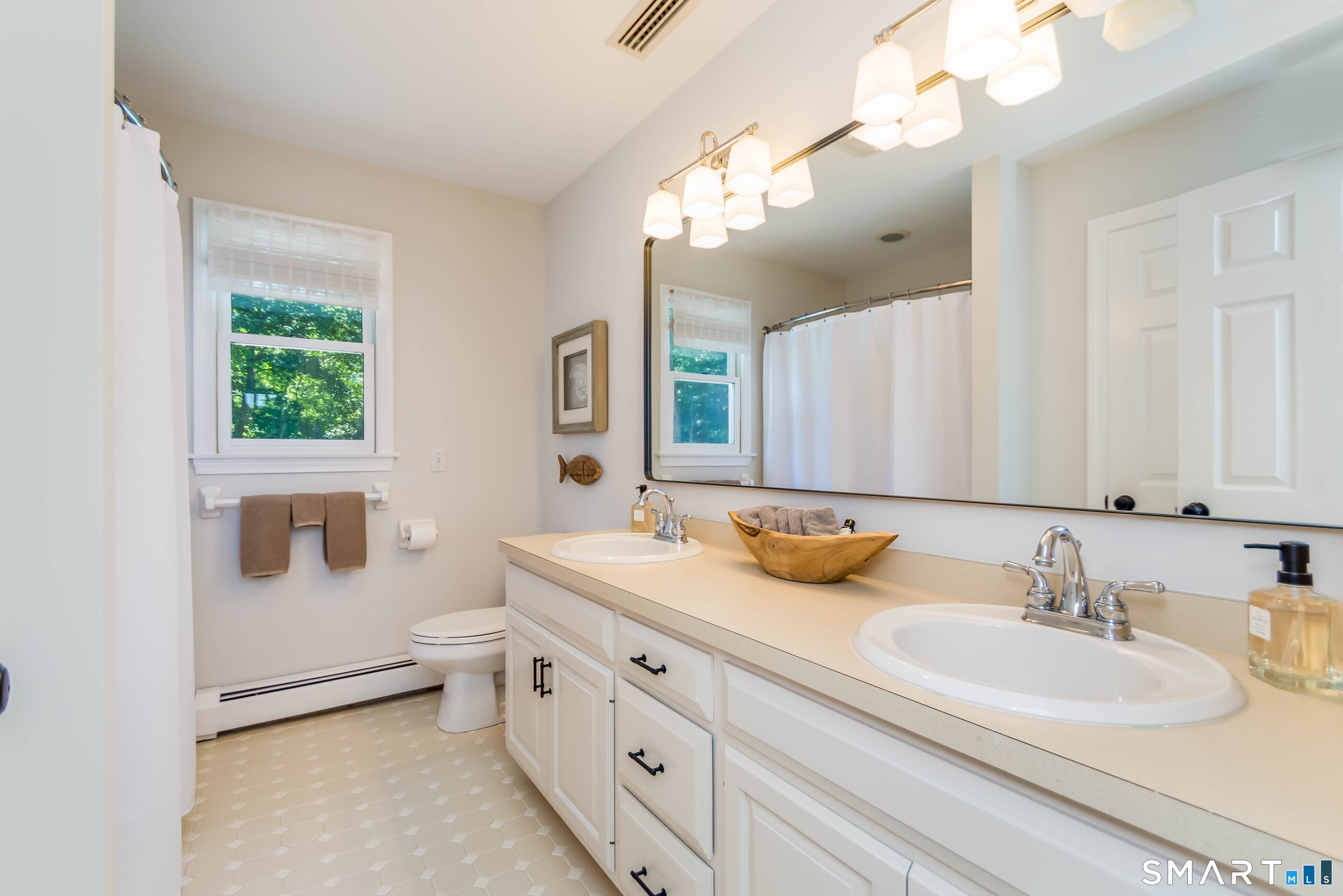 185 Center Road Easton CT 06612