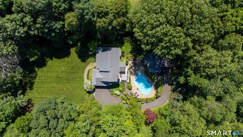 185 Center Road Easton CT 06612