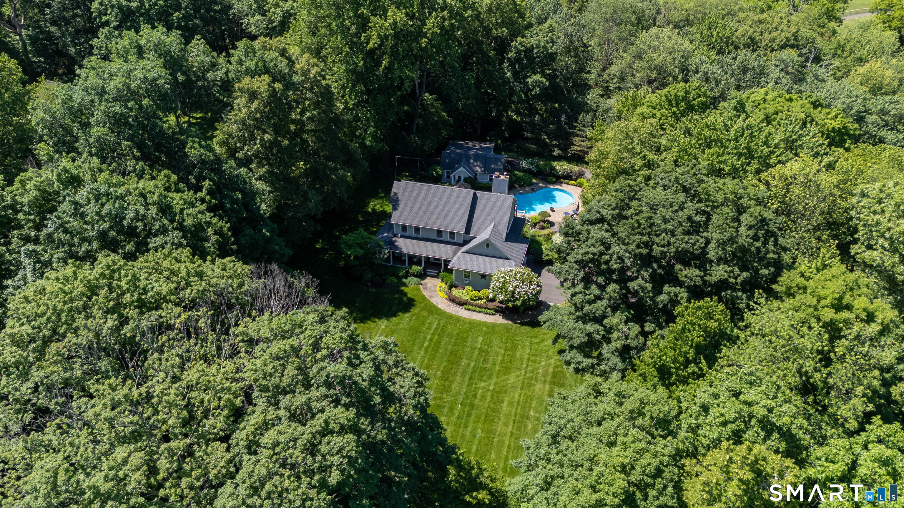 185 Center Road Easton CT 06612