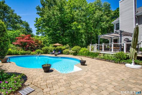 185 Center Road Easton CT 06612