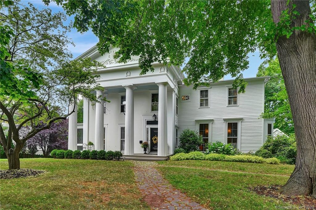 536 Old Post Road Fairfield CT 06824