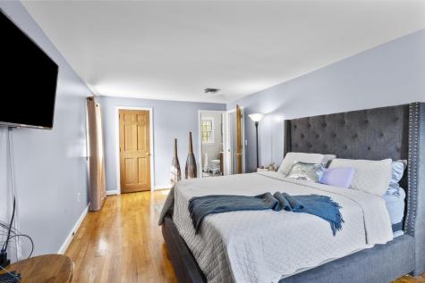 10 Butternut Drive Bloomfield CT 06002