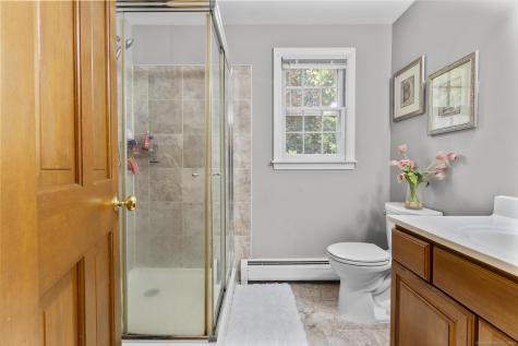 10 Butternut Drive Bloomfield CT 06002