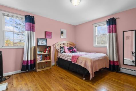 10 Butternut Drive Bloomfield CT 06002