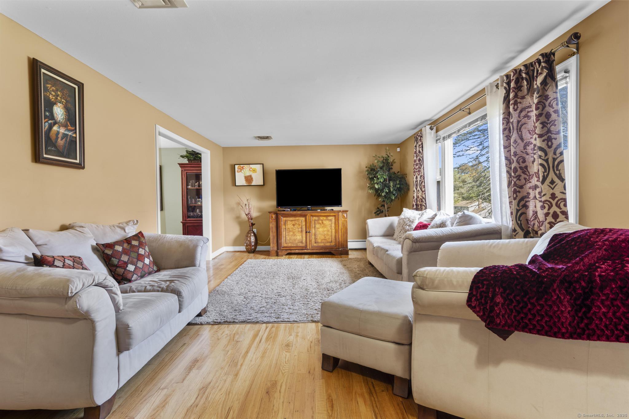 10 Butternut Drive Bloomfield CT 06002