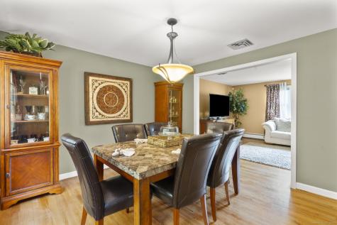 10 Butternut Drive Bloomfield CT 06002