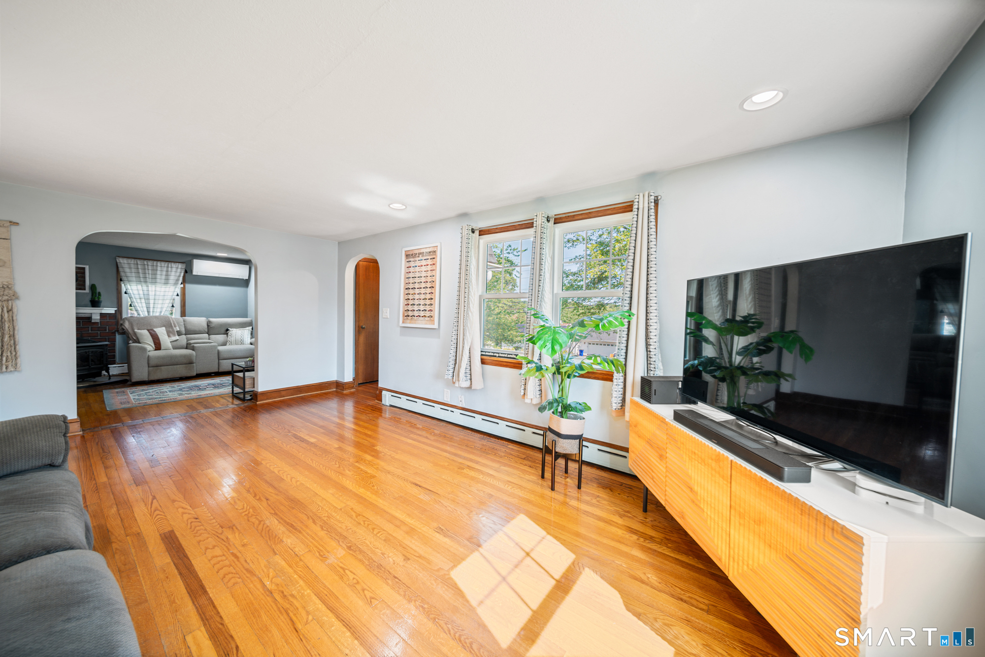 223 North Street Windsor Locks CT 06096