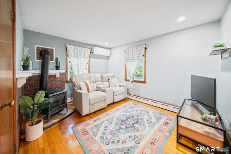 223 North Street Windsor Locks CT 06096