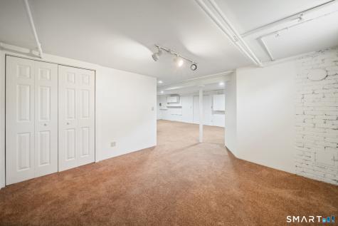 223 North Street Windsor Locks CT 06096