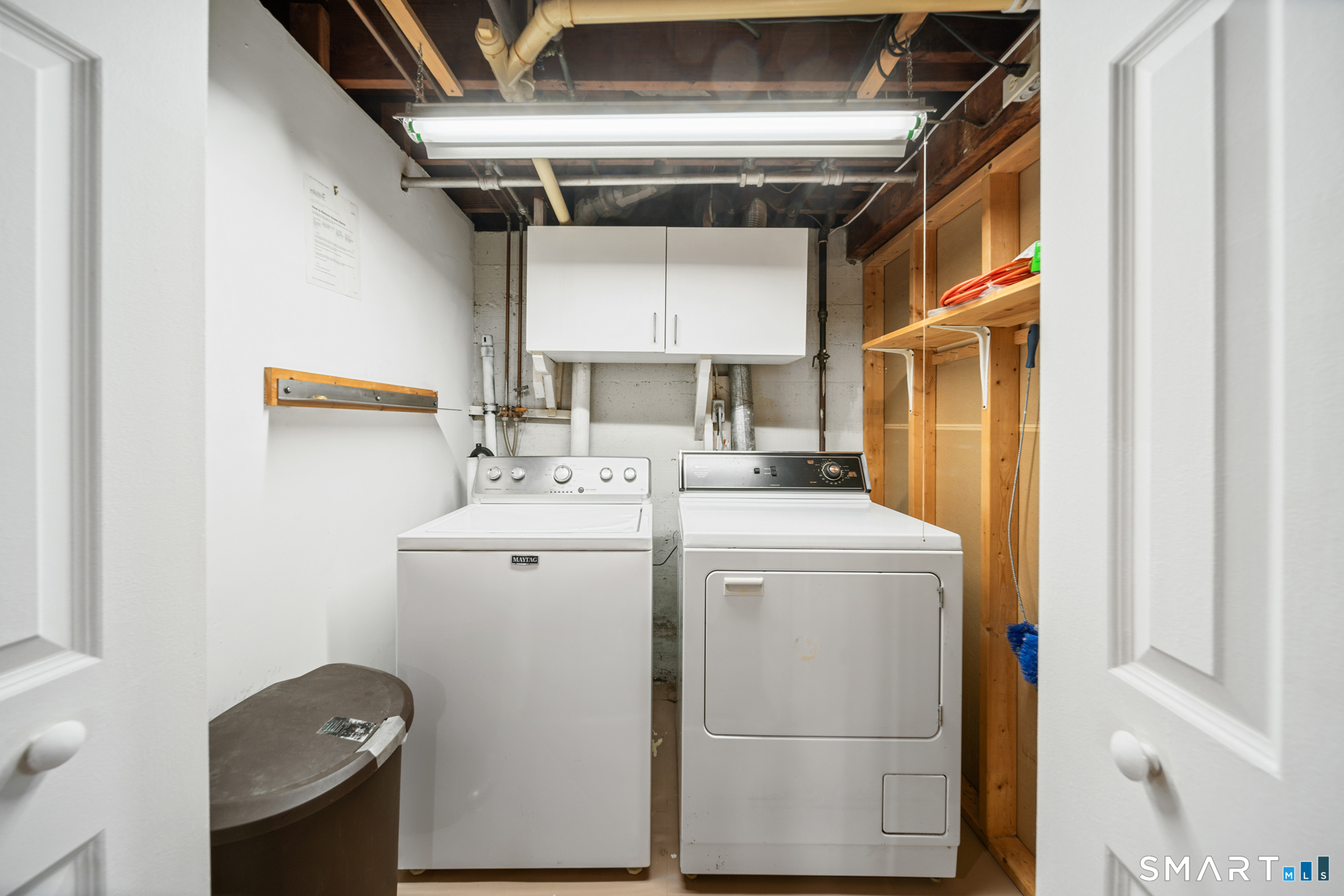 223 North Street Windsor Locks CT 06096