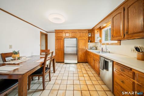 223 North Street Windsor Locks CT 06096