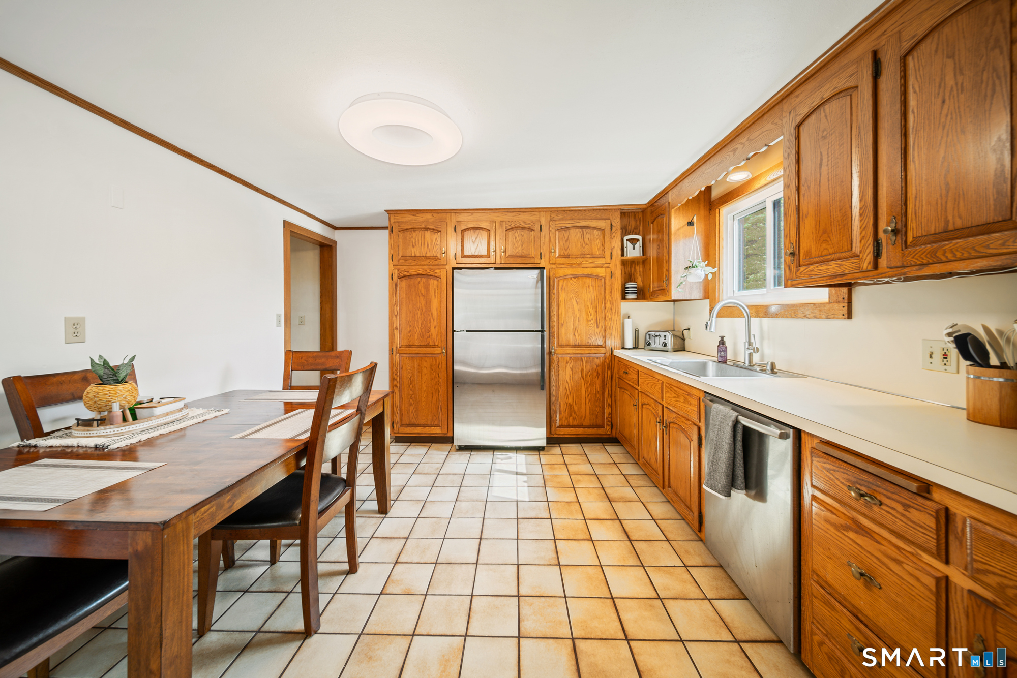 223 North Street Windsor Locks CT 06096